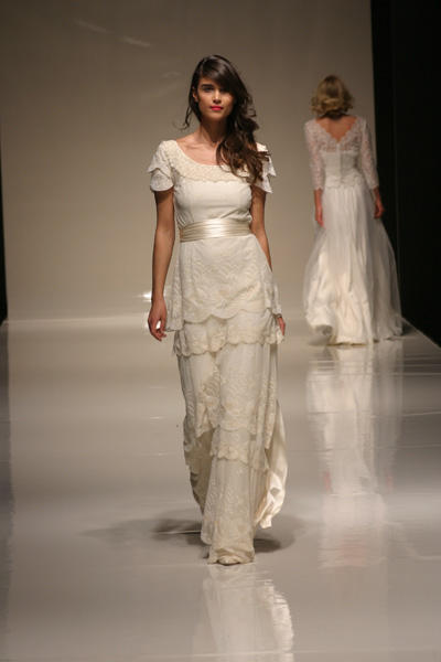 The-Vintage-Wedding-Dress-Co